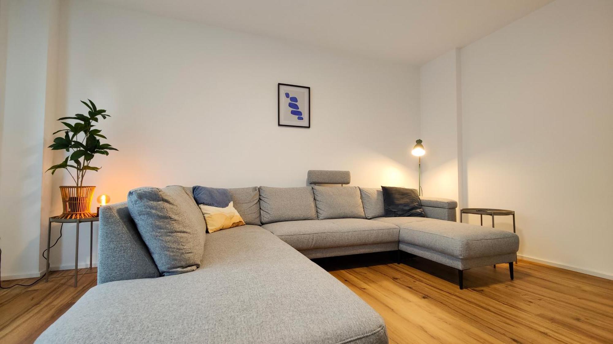 Hygge Home - Mit Garten Und Stellplatz Fuer Feriengaeste-, Monteure / Netflix / 10 Min. Zur Sinsheim Therme Und Zur Autobahn Exterior foto